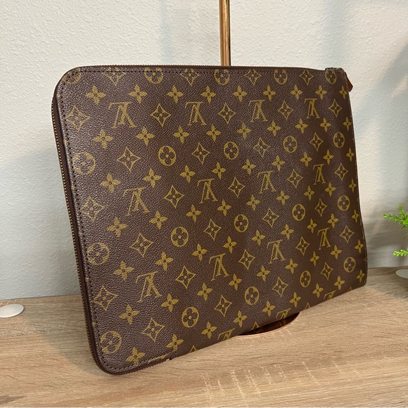 Authentic Louis Vuitton documents case bag❤️ - Picture 3 of 11